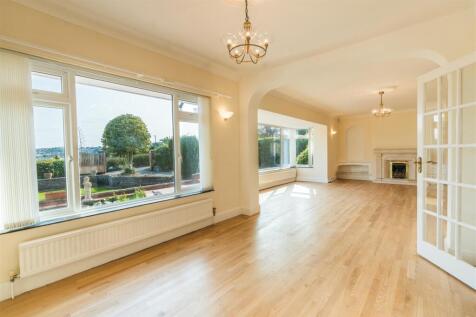 Pavings, Roundham Gardens, Paignton - Photograph 3