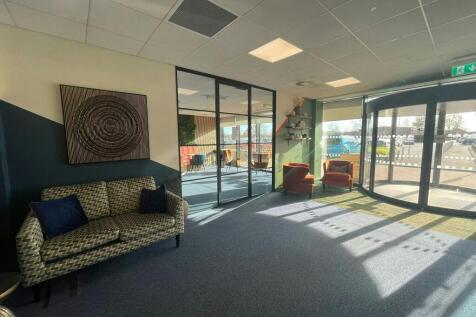 Office to rent Image 9
