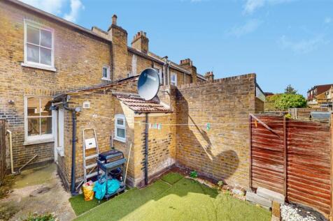 87 Tennyson Road - rBOkh9s8u2fTjM8PxmHj.jpg