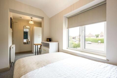 Laburnum Road photo 4