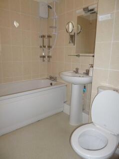 Salters Close, Worcester photo 5