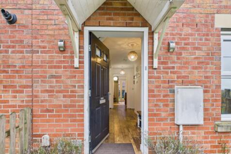 EweMove Spalding - Frome Walk - Front of house