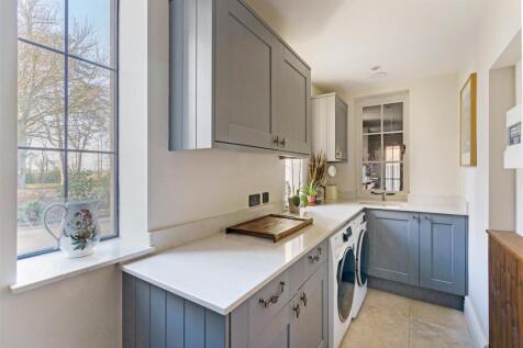 The Old Vicarage 312451- (12).jpg