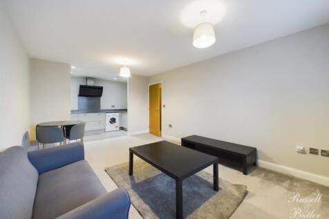 CAM02127G0-PR0243-STILL006