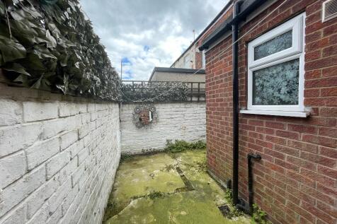 Rear Courtyard