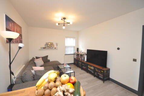 Meggy Tye, Chelmer Village, Chelmsford, Essex photo 4