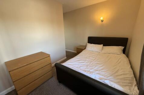 4 Bedroom House share- Middleton Boulevard NG8 1FX photo 3