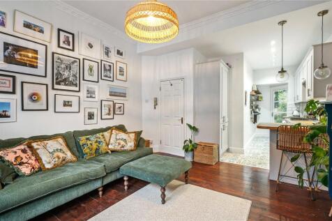 2 bed, 1 bath Apartment in edinburgh - Photo 5
