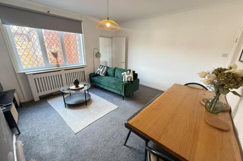Joffre Avenue, Castleford, West Yorkshire, WF10 photo 3