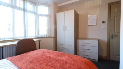 35 st lukes Room 2 6.JPG