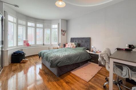 Byron Road, Earley, RG6 photo 5