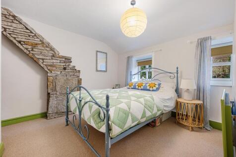 13 Mount Pleasant HDR-18.jpg