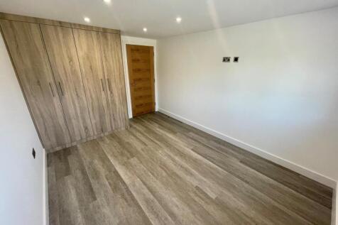 Rowan Apartments, Park View, Lofthouse, WF3 photo 5