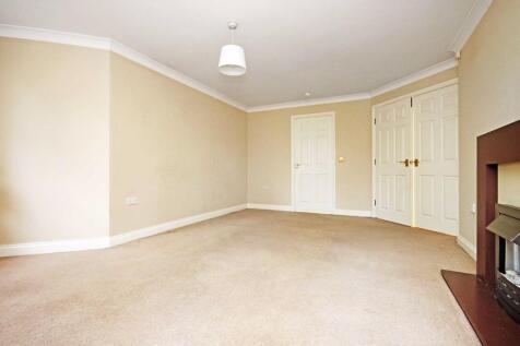 Spacious contemporary lounge with feature heart...