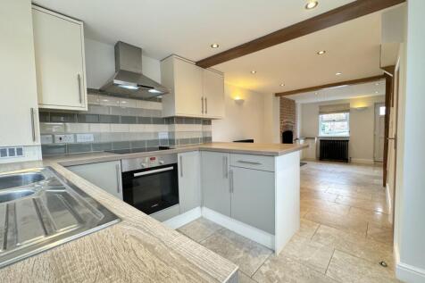 Estcourt Street, Devizes, SN10 photo 5
