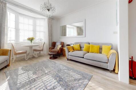 Living-Room (26).jpg