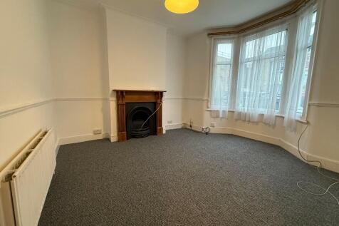 Evelyn Road, London, E17 photo 4