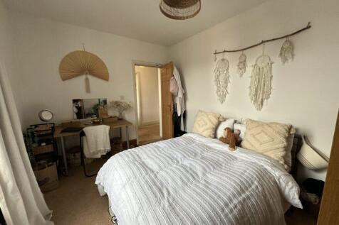 Egerton Road Flat 3 - Fallowfield - £175 PPPW photo 4