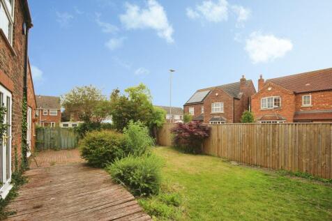 Rear garden view 2