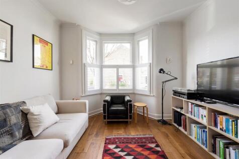 Renness Road, E17