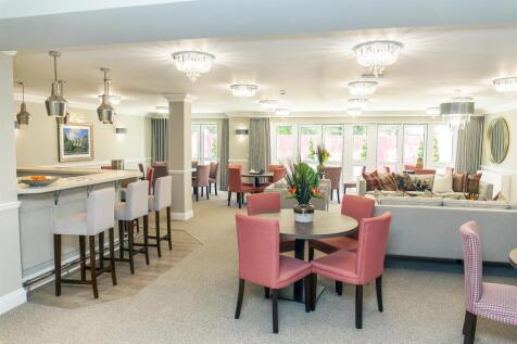 Owners Lounge 3.jpg
