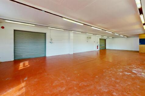 Unit-X-Brogdale-Farm-Photo-1.jpg