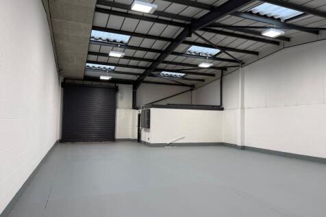 Distribution Warehouse to rent Image 3