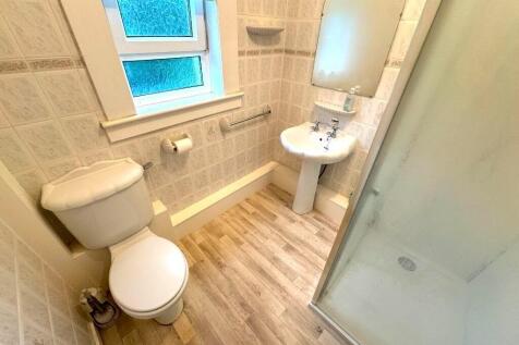 Queens Crescent, Airdrie, Lanarkshire, ML6 photo 5