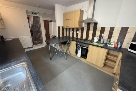Lenton Boulevard, Lenton, East Midlands, NG7 photo 4