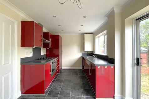 Ravel Close, Stamford, Lincolnshire photo 4