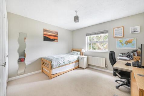 LADY FORSDYKE WAY, 9- (17).jpg