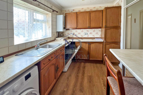 2 BEDROOM FLAT IN SOUTH RUISLIP