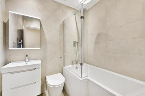 Flat 2, 30-32 Dra...