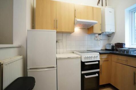 20, Treflan, Bangor photo 5