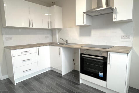 2 bed flat to rent Birchwood Parade, Joydens Wood