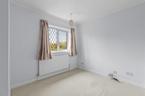 4 Grange Road, HP15 7QZ-2.jpg