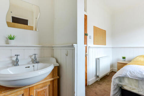 The Upper Drive, Hove, BN3 photo 3