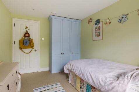 Trumpington Road, E7