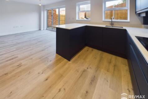 Kitchen Diner (3).jpg