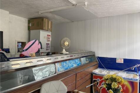 Retail Property (out of town) for sale Image 3
