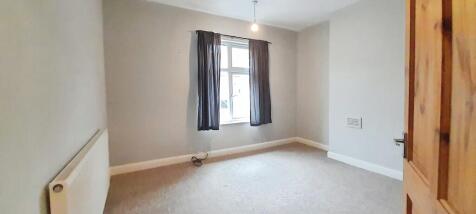 93878f57-WhatsApp...