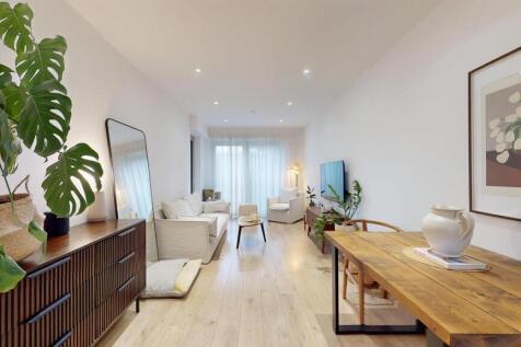 Flat for sale in Gallions Reach by Barrain London