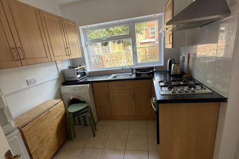 Springfield Road, Exeter photo 3