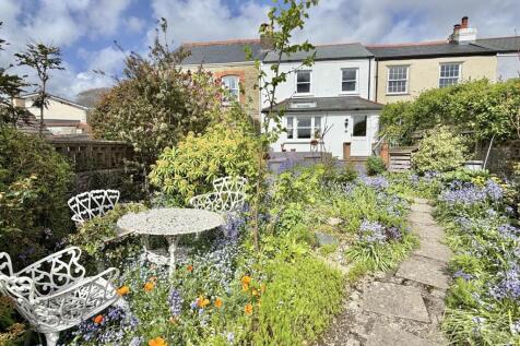 Cottage &amp; Front Garden