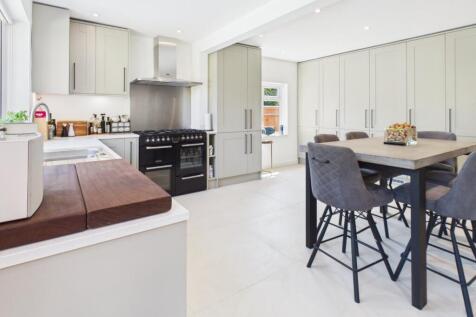 Kitchen/Breakfast Rm