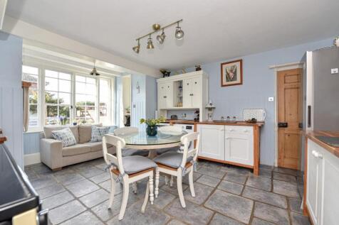 Kitchen-Breakfast Room