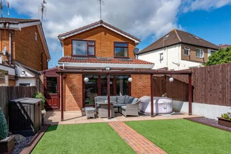 51 Sedgley Road-External (5).jpg