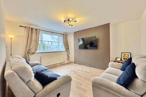 Houston Crescent, Dalry lounge