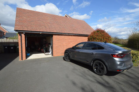 Garage &amp; Driveway