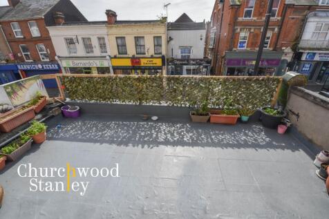 Open Plan Living and Dining Area